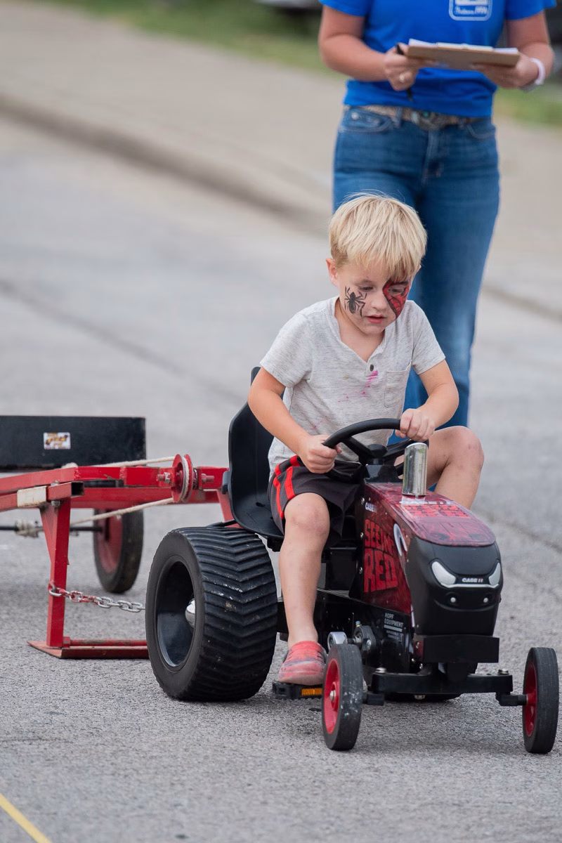 Kiddie Tractor pull
