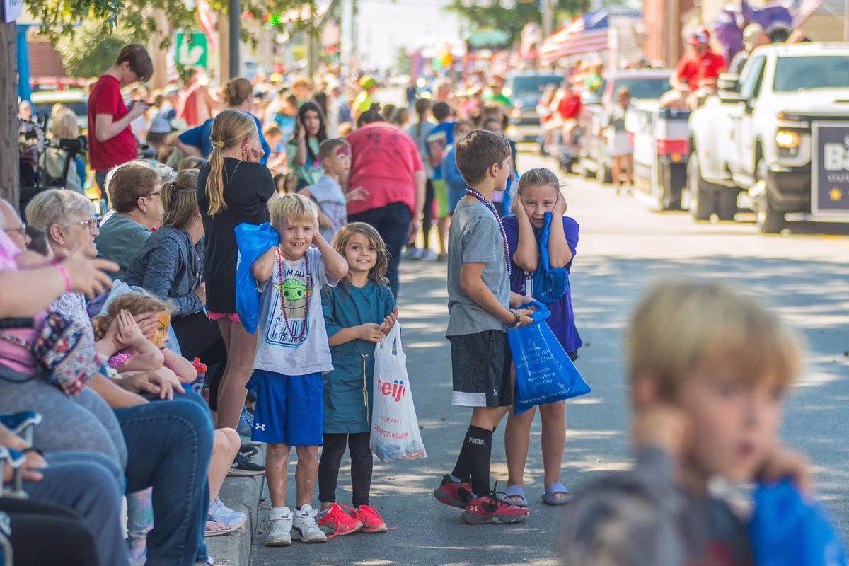 Parade 4